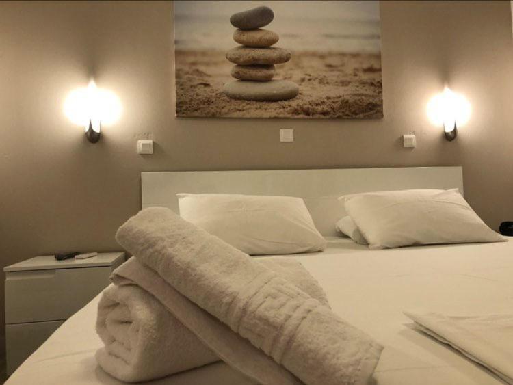 Akrogiali Hotel Agios Sostis  Eksteriør billede