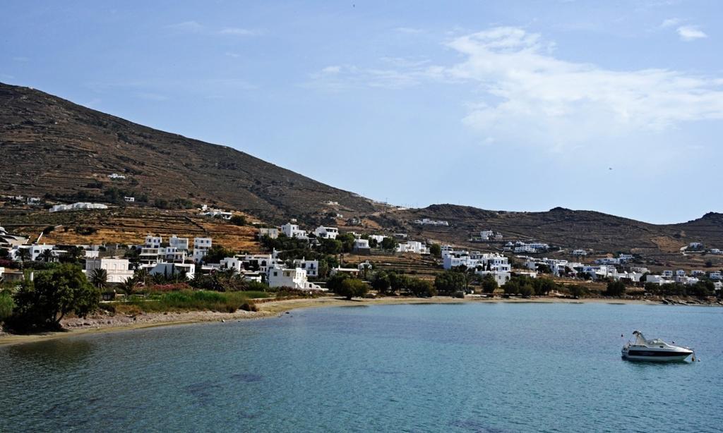 Akrogiali Hotel Agios Sostis  Eksteriør billede